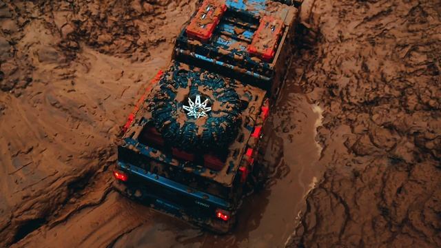 Экстремальное песочное радиоуправляемое приключение на оффроуде Crossrc EMO X4 Leopard 4x4
