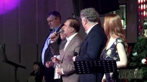 За дружбу С.Колесниченко исполняют участники концерта Ольги Круг в ресторане  Лазурный город Тверь