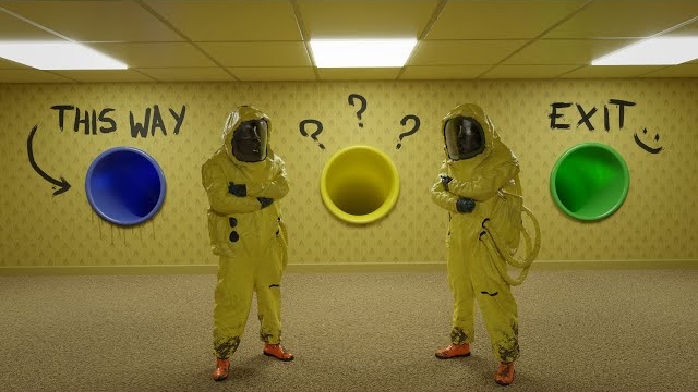 The Backrooms Mystery Slides (Found Footage) смотреть онлайн