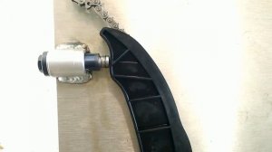 Процесс установки натяжителя Ивеко на Нью Актион бензин