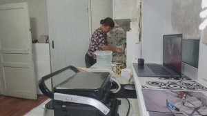 Жизнь покажет. Не в обиде. Семья в деревне