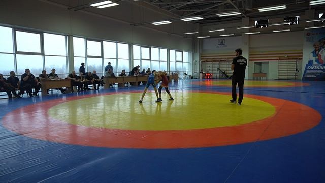 Первенство края U-16 Финал Вес 32 кг. Печёный Евгений (Динской р-н)-Емельянов Виктор (Новороссийск)