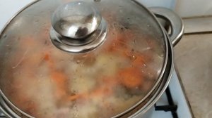 Суп картофельный с рисом и тушенкой