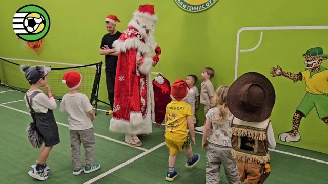 Лучший Дед Мороз для встречи 2026 года 💚💛