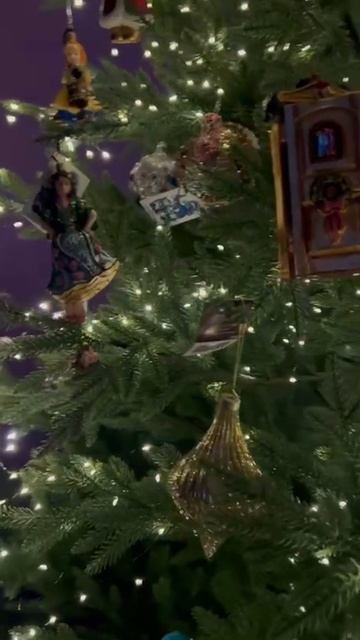 Новогодняя ëлка + монтаж