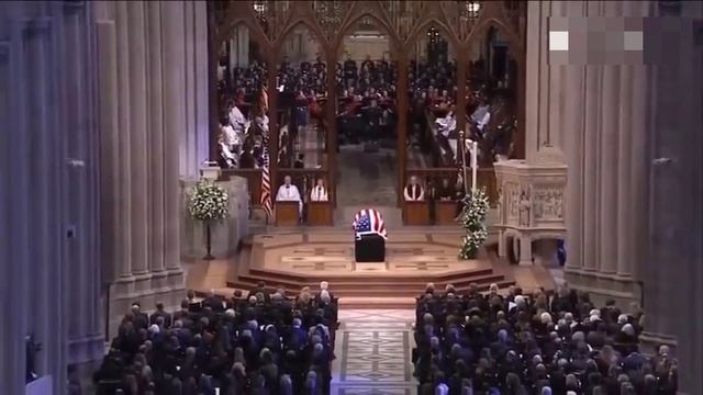 О чем говорили Трамп и Обама? смотреть онлайн