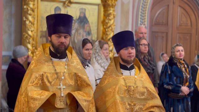 МИТРОПОЛИТ ИГНАТИЙ СОВЕРШИЛ МОЛЕБЕН НА НОВЫЙ ГОД В СВЯТО-ТРОИЦКОМ КАФЕДРАЛЬНОМ СОБОРЕ Г. САРАТОВА смотреть онлайн