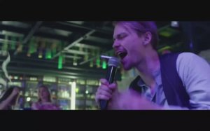 Плагиатор . Видели ночь  , гуляли всю ночь до утра