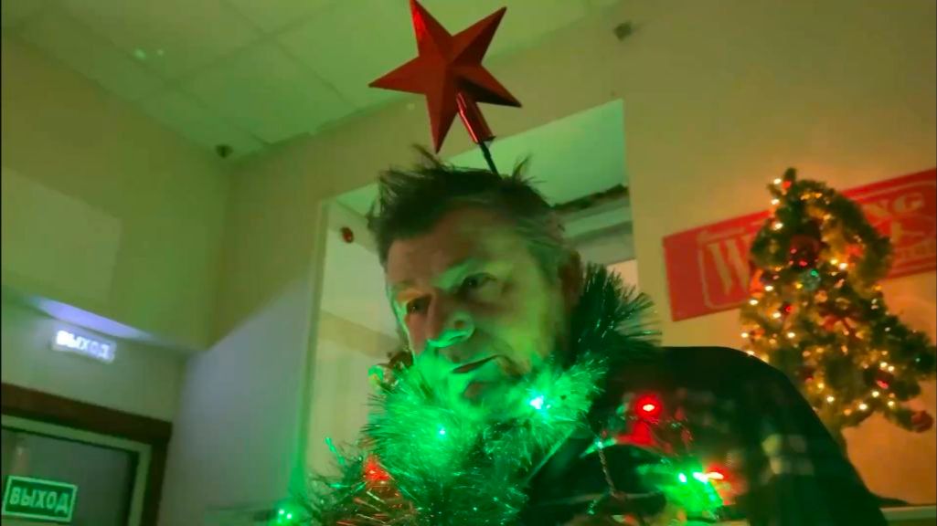 Fly-Fishing 1, 2, 3. Ёлочка гори! смотреть онлайн