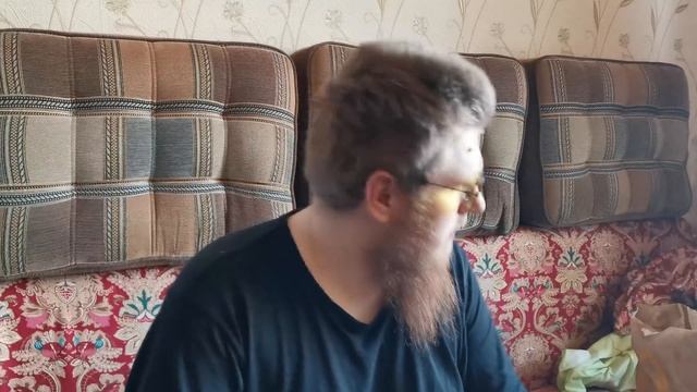 Биг Тейсти Джуниор VS Двойной Биг Тейсти в Макдональдс смотреть онлайн