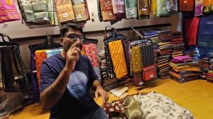 Нужно выбрать 50 сари! Не просто, глаза разбегаются от красоты!!! Путтапарти. Индия.