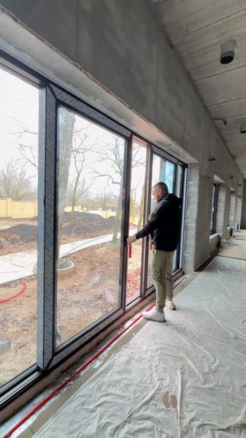 Остекление бассейна