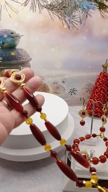 Моя новая работа : комплект из бусин сердолика