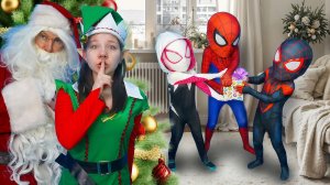 Санта попал в МУЛЬТИВСЕЛЕННУЮ ЧЕЛОВЕКА ПАУКА! Санта Клаус чуть не стал Веном?