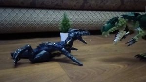 Индораптор против Тарбозавра