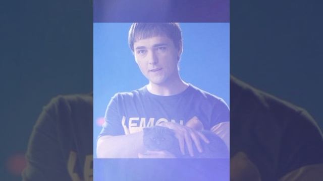 песня про Юру Шатунова смотреть онлайн