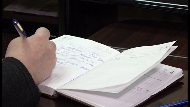 В Заречном квартиры должников отключают от электричества смотреть онлайн