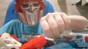 Блю Прайм и человек-паук собирают мотоцикл и паутинную бомбу: lego база человека-паука #1