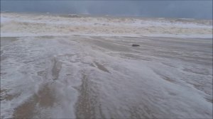 Севастополь. Усиление шторма 29 декабря 2025г. на пляже Любимовка-2