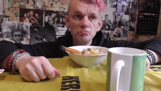 мукбанг соус устерсуий картошка тушёная огурец донаТ МОЛОКО