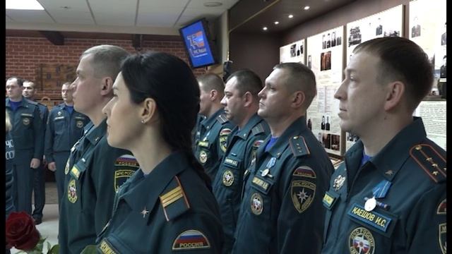 В Заречном отметили 35-летие со дня образования МЧС России смотреть онлайн