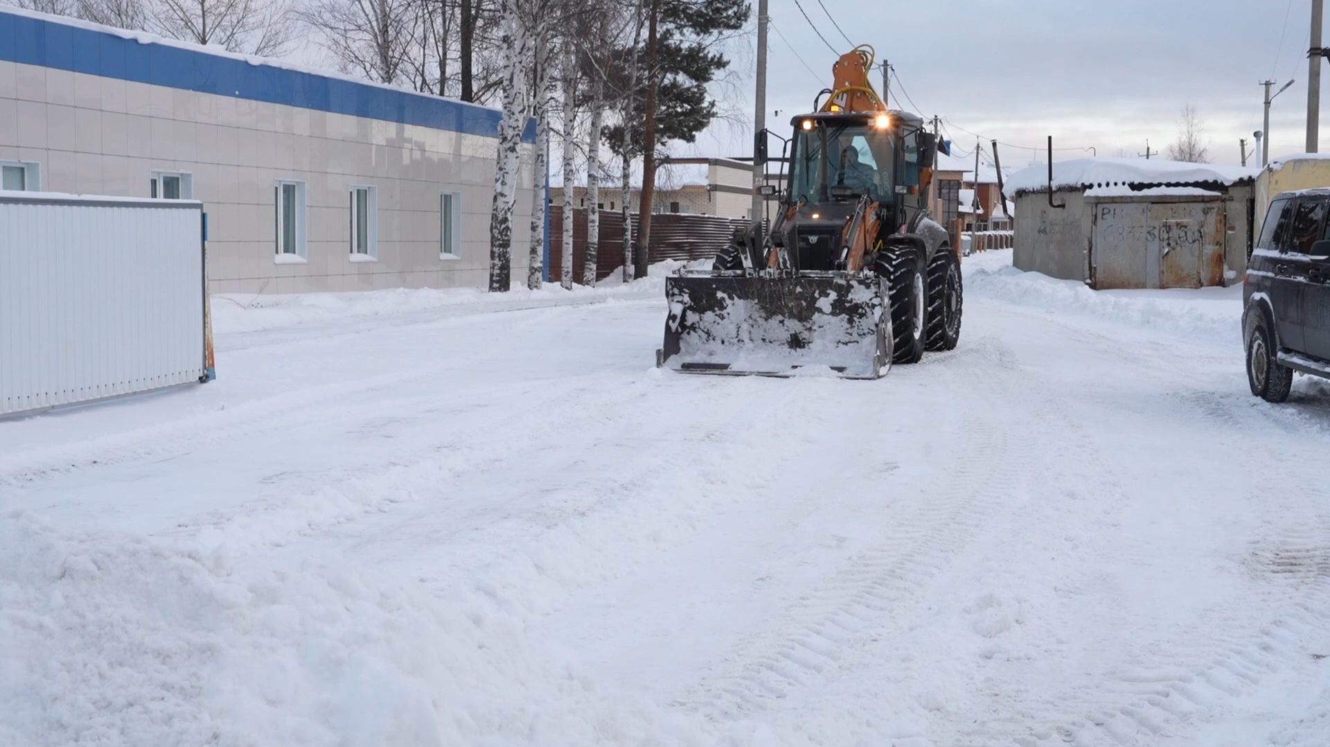 Патрульная уборка дорог в Урае смотреть онлайн
