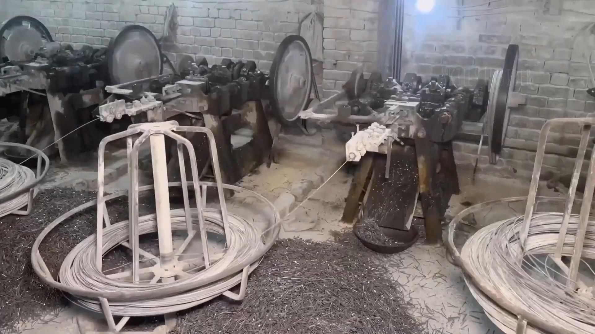 Как делают ГВОЗДИ. смотреть онлайн