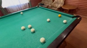 играем в бильярд