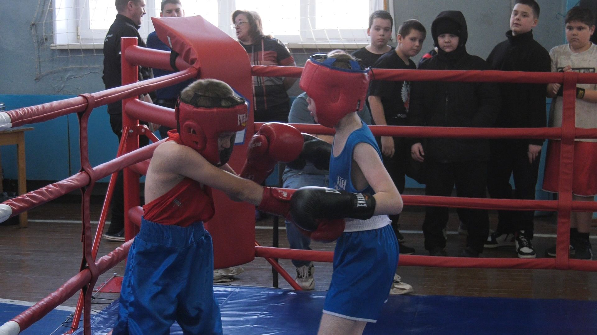 Прошел чемпионат по боксу памяти героя СВО смотреть онлайн