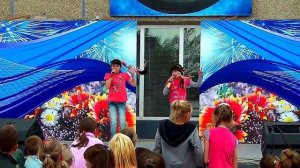 Дуэт "Малинки" (Диана Анкудинова и Диана Кузьмина) - "Девочки из сказки" (Арсеньев 2010)