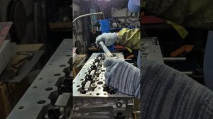 момент затяжки гбц центр 100нр и два по 90доворот.бока 60нр и два по 60