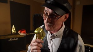 "Moya Babushka Kurit Trubku" cover by Farxad Shuravee