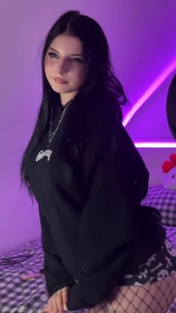 Тянки Неформалки смотреть онлайн