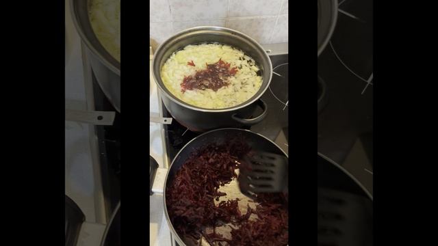 Мощный борщ! Классическое приготовление борща для всей семьи. Все будут довольны и сыты! смотреть онлайн