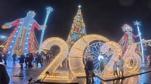 Главная ЁЛКА Крыма в Симферополе - это ЧУДО! НОВОГОДНЯЯ СКАЗКА НАЯВУ! Поздравления с Новым Годом.