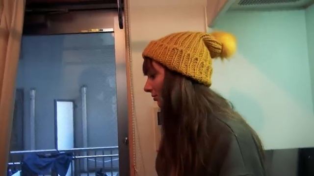 Life in a Crazy-Small 8m2 Tokyo Apartment смотреть онлайн