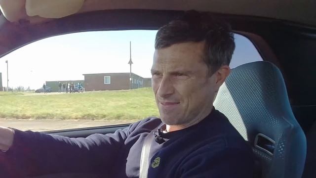 Nissan GT-R R32 или R33 или R34 или R35: какое авто лучше? смотреть онлайн