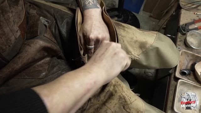 100% Handcrafted! A Man Turns Raw Leather into Handmade Leather Boots смотреть онлайн