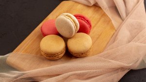 Домашние макаруны (макаронс) с шоколадным ганашем