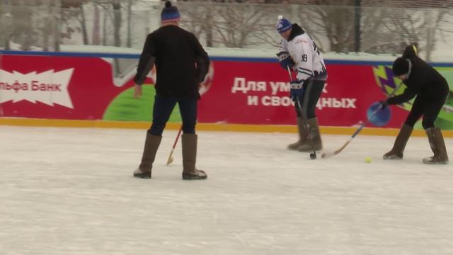 В Рязани прошел девятый турнир по хоккею в валенках смотреть онлайн