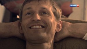 Песня из фильма Жажда: "студенточка, вечерняя заря под липою одну стою жду тебя"