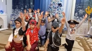 Новогодний утренник подготовительная группа