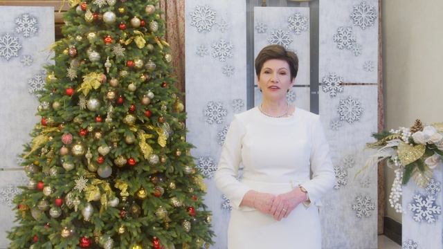 Новогоднее обращение генерального директора санатория «Алтай-West» Попеляевой Марины Яковлевны смотреть онлайн