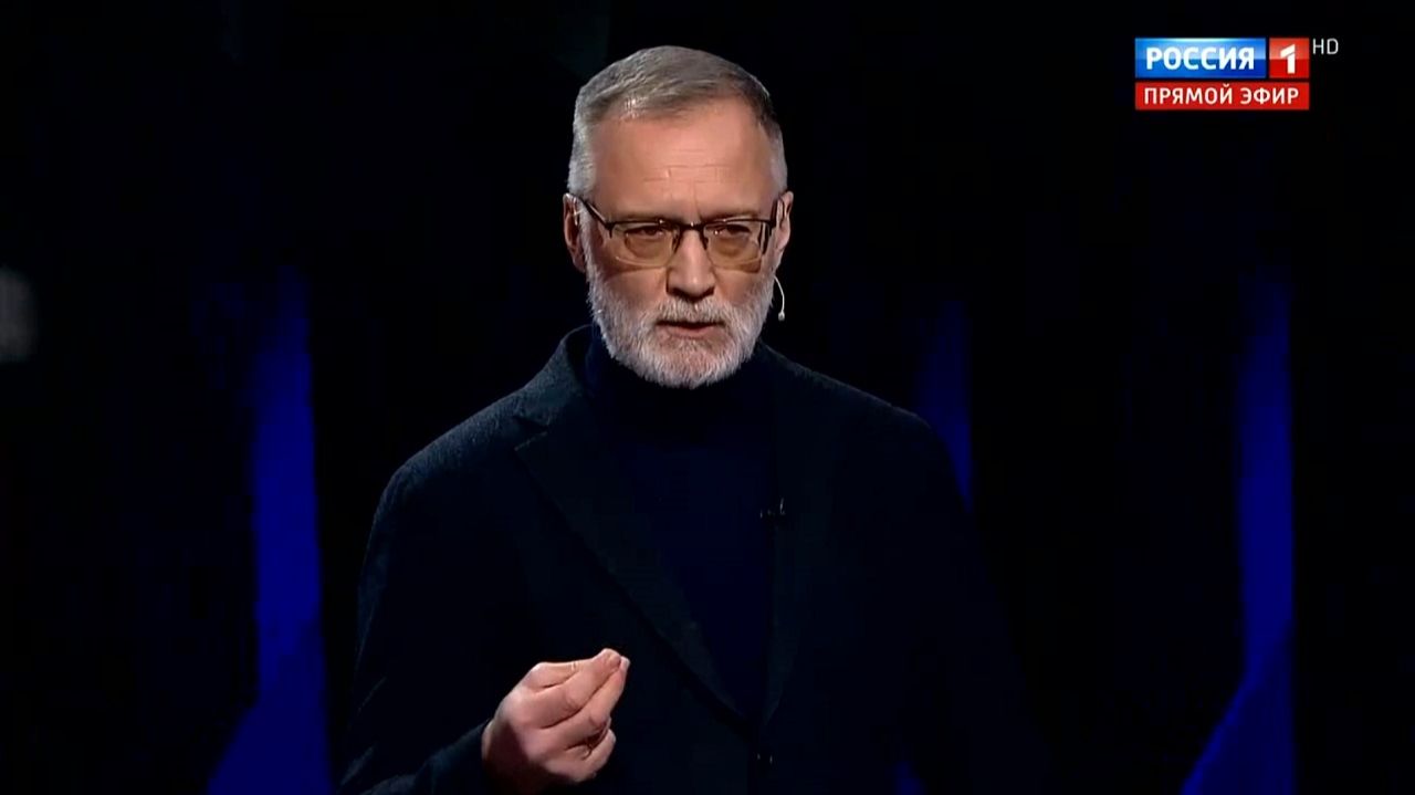 Кто сейчас позволил вывозить деньги из страны! Хватит врать! смотреть онлайн