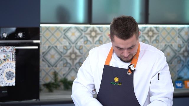 «На кухне с „Мария-Ра”». Новогодние салаты смотреть онлайн