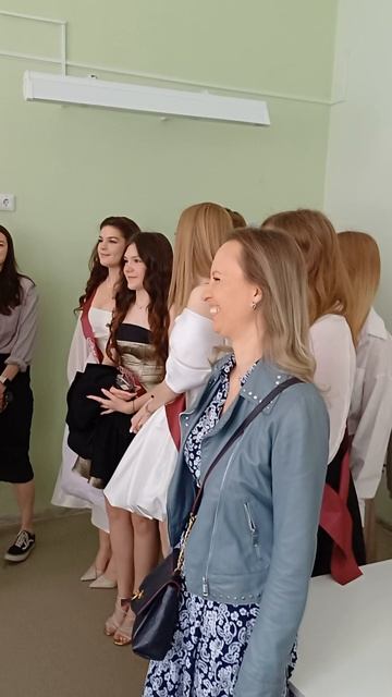 Учительница по обществознанию смотреть онлайн