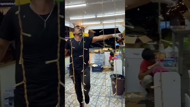 Танцуют как могут.mp4 смотреть онлайн