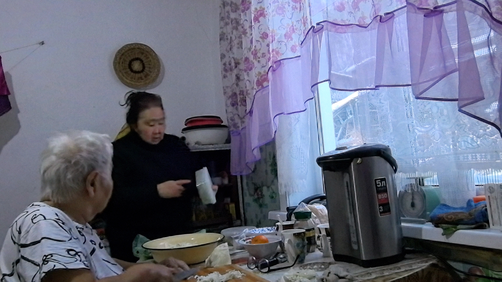 Жизнь аборигенки. Выходные дни. 20.12.2025. смотреть онлайн