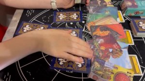 СТОИТ ЛИ ЕГО ЖДАТЬ⁉️ РАСКЛАД ТАРО💯