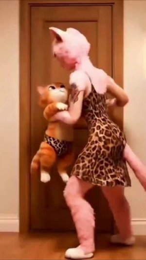 Кошка всех обманула. #мультик #заработок #нейросеть #рекомендация #лайки #заработоконлайн #рек #врек